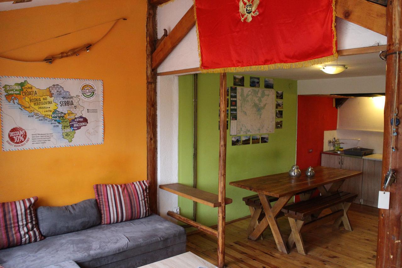 Hostel Hikers Den ชาเบลียค ภายนอก รูปภาพ