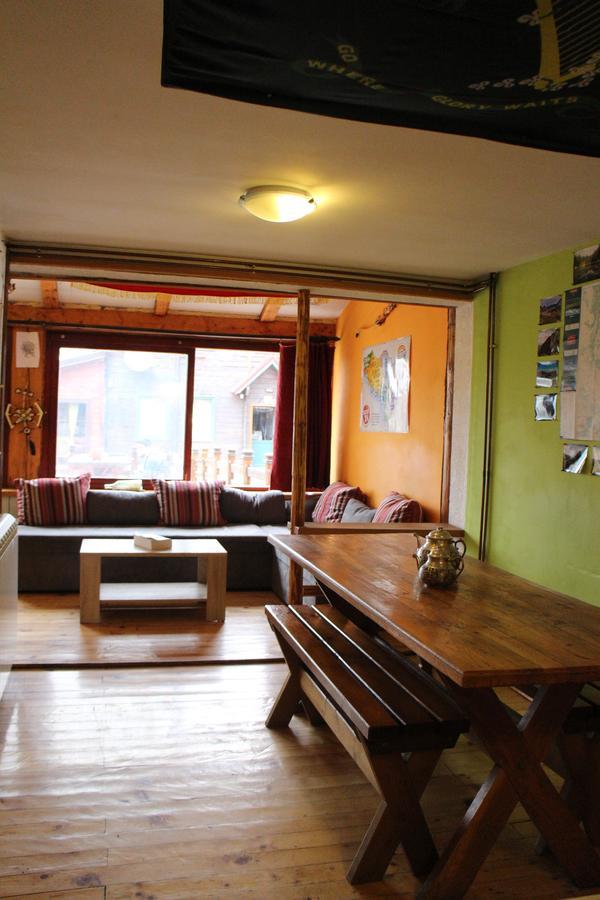 Hostel Hikers Den ชาเบลียค ภายนอก รูปภาพ